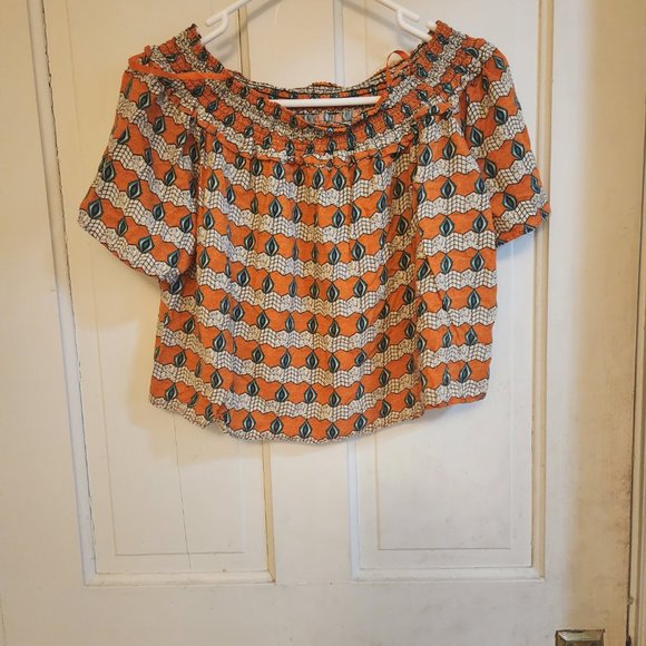 off-the-shoulder crop top - Picture 3 of 5